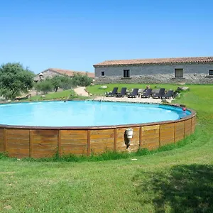 https://case-la-pietraia-110s.in-sardinia.net