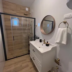 Romana - Free Private Parking Apartamento Liubliana
